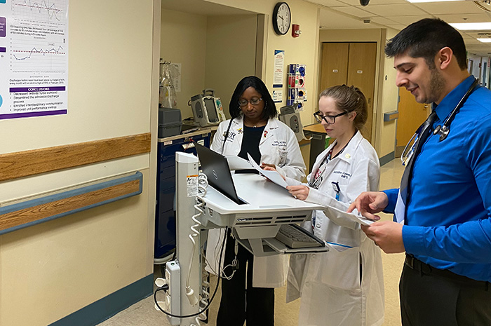 Resident psychiatrists working in medical unit