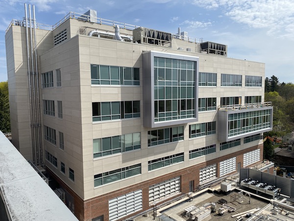 Highland Hospital Holds Ribbon Cutting Ceremony for New Patient Tower