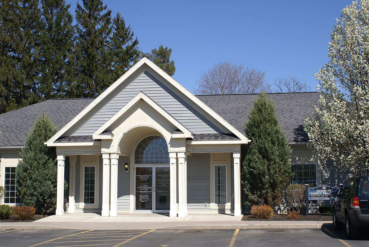Entrance to 3 Honeoye Commons